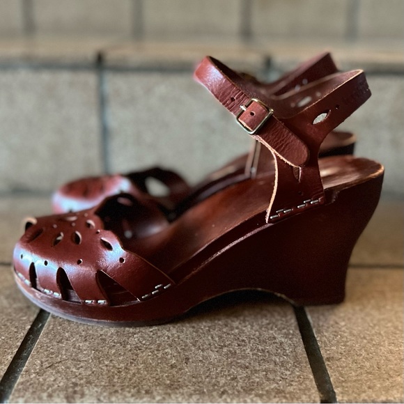 Swedish Hasbeen’s Cognac Wedge Sandles size 38 - Picture 16 of 16